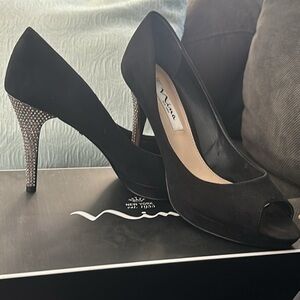 Nina New York Black Glam Heels -Size 8.5 -Platform heels Open-toe platform heels